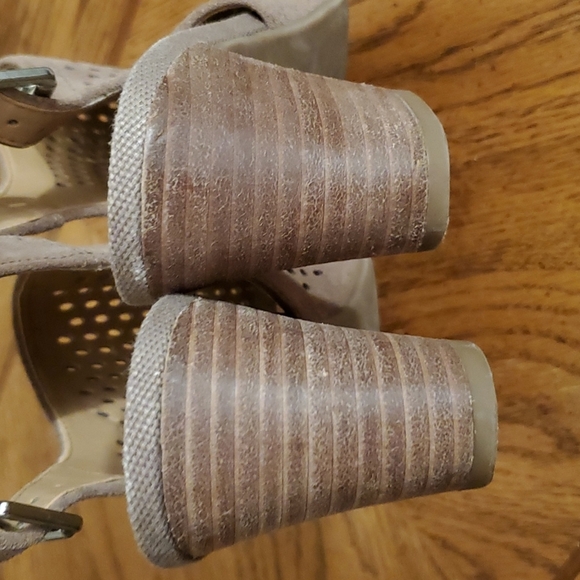 Franco Sarto Mandi 2 Block Heel Sz 8 - Picture 4 of 7